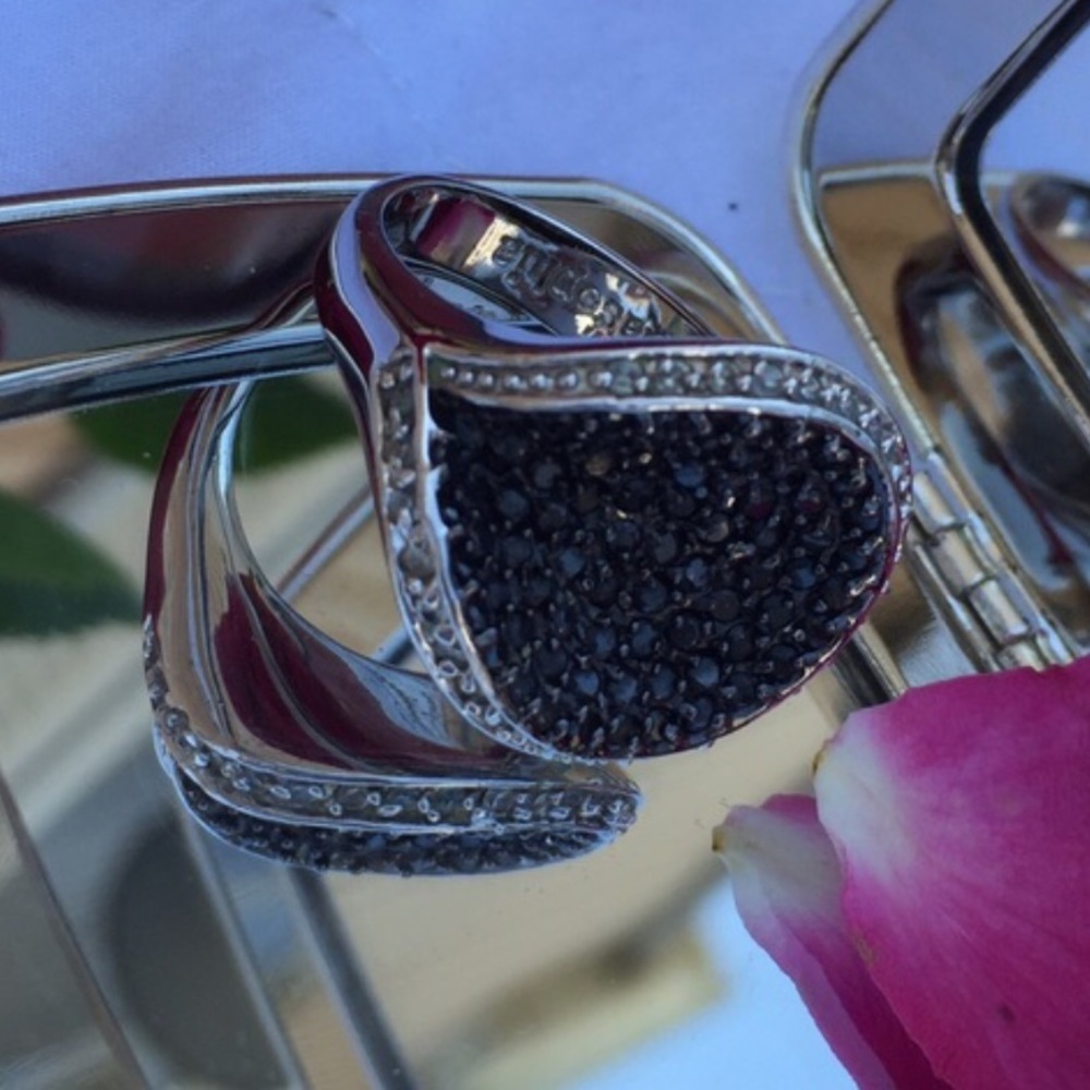 🆕🐝Lia Sophia Showcase Cocktail Ring